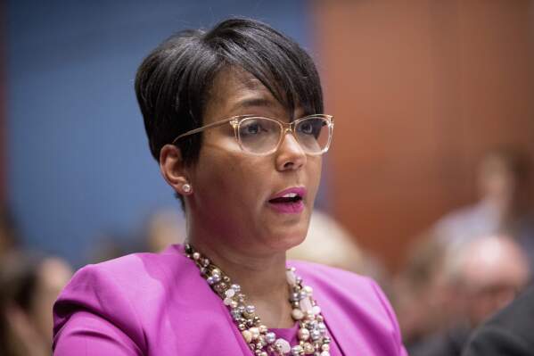 Atlanta Mayor Keisha Lance Bottoms speaks during a Senate Democrats' Special Committee on the Climate Crisis on Capitol Hill in Washington, July 17, 2019. (AP Photo/Andrew Harnik, File)