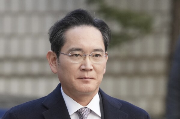 Samsung Electronics Chairman Lee Jae-yong arrives at the Seoul High Court in Seoul, South Korea, on Feb. 3, 2025. (AP Photo/Lee Jin-man, File)