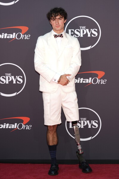 Ezra Frech arrives at the ESPY Awards at the Dolby Theatre in Los Angeles, Wednesday, July 16, 2025. (AP Photo/Chris Pizzello)