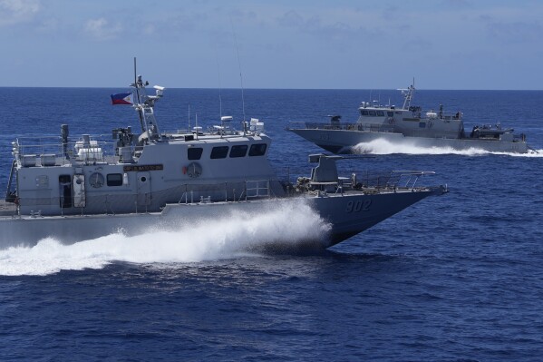Philippine Fast Attack Interdiction Craft maneuvers as it participates in a joint Philippine military drill Nov. 6, 2024, at the disputed South China Sea, Philippines. (AP Photo/Aaron Favila,file)